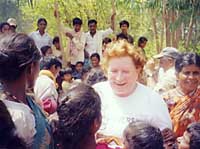 Elide Casarin, mamma di Swami Roberto, in missione in India