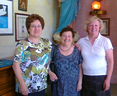 mamma Giovanna Ristuccia con ramia Maria e ramia Agnese
