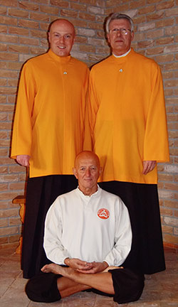 Piero Foassa con due monaci ramia